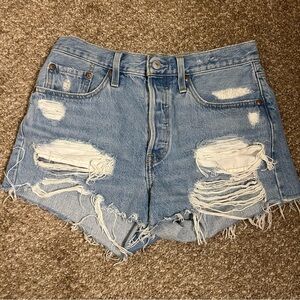 Levi’s 501 Light Wash Distressed Cutoff Shorts W27 Frayed Hem